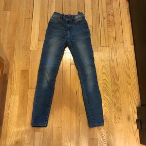 Old Navy Skinny Jeans | Medium Wash | Size 12